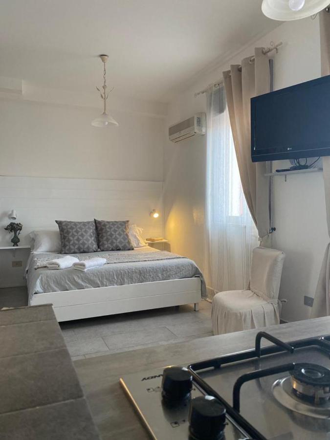 Halley House Mondello Bagian luar foto